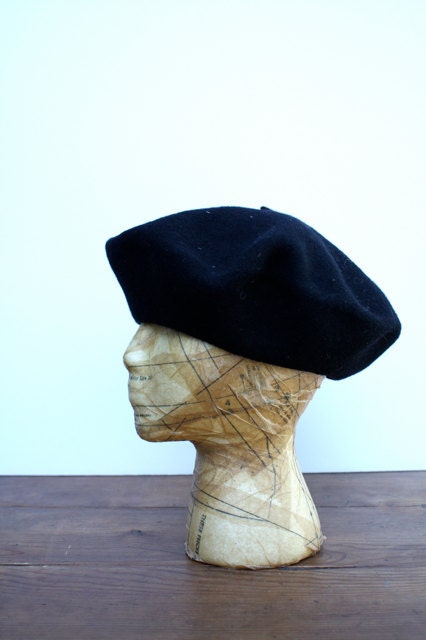 Vintage Midnight Black WOOL Beret