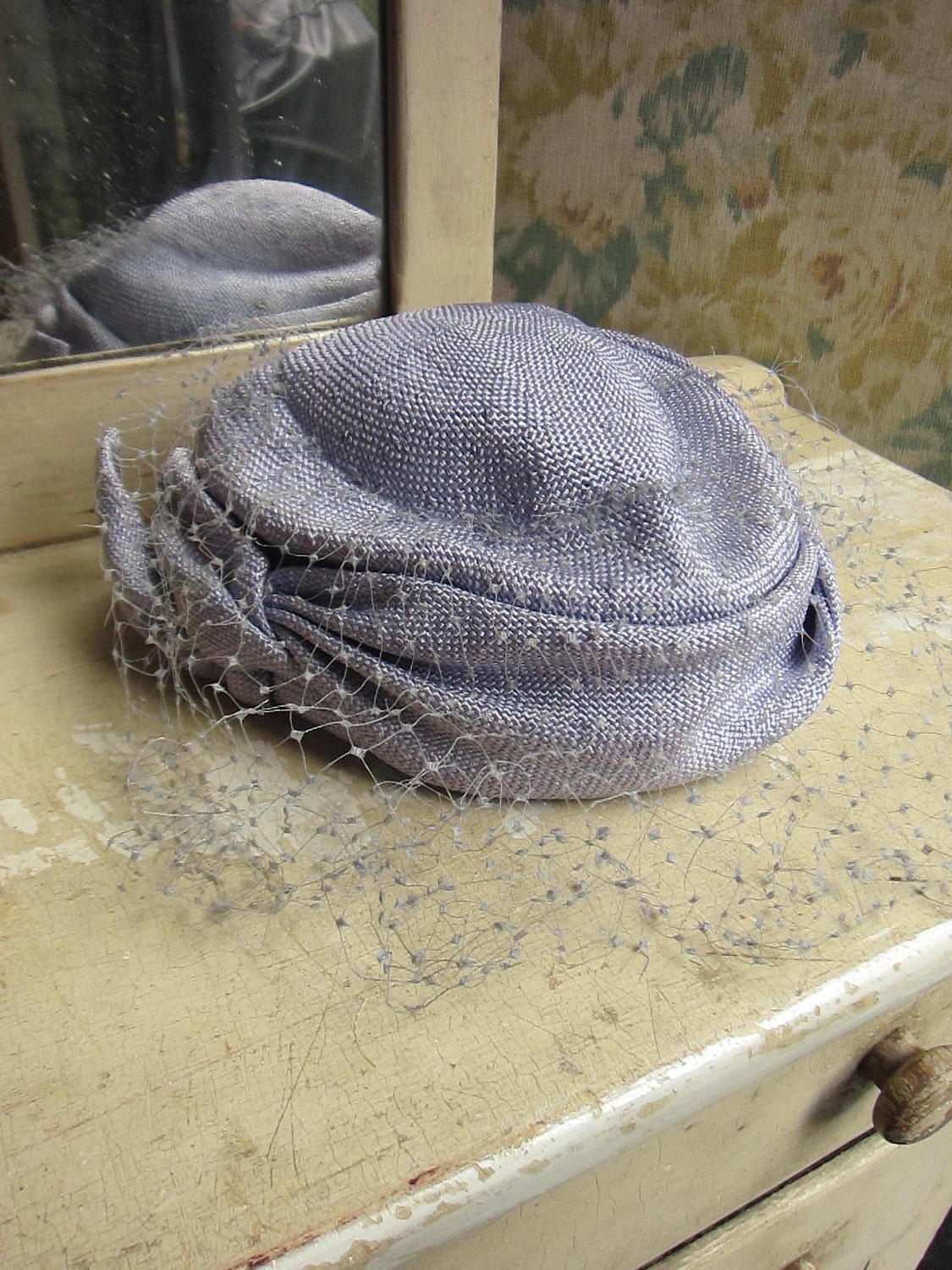 1940s Vintage Hat - Pillbox Style - Lavender