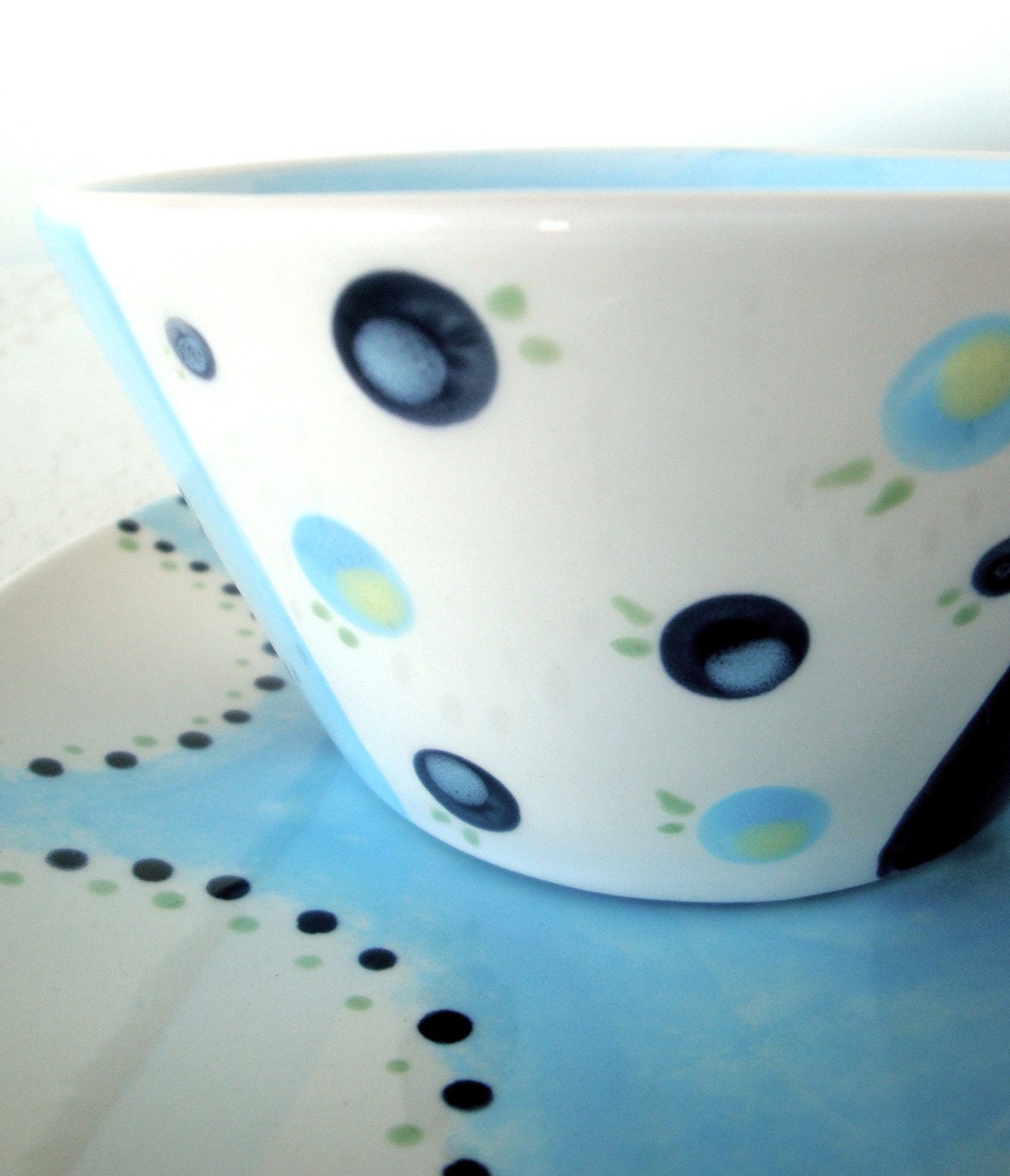 Hand-Painted Party Set - blue bowl and plate