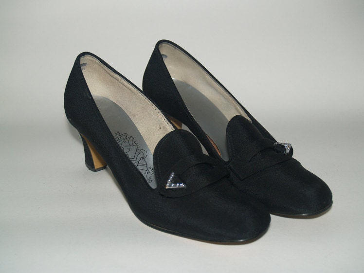 SALE -Vintage Mad Men Black Secretary Fabric Covered Pumps With Rhinestone Buckle Details Size 6.5