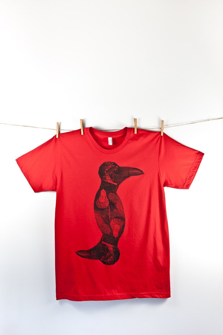 King Raven Reflection, Men's / Unisex Large, Red T-shirt