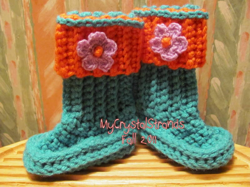 Buggs- Teal Baby Uggs Styled  Crochet Booties w/  Coral Detachable Band