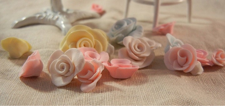 Dollhouse Miniature - Shabby Chic Pink, Blue, Yellow and Ivory Hand Made Roses - 1/12th scale