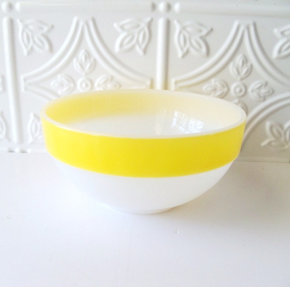 Vintage Fire King Colonial  Band Bowl Yellow 6"