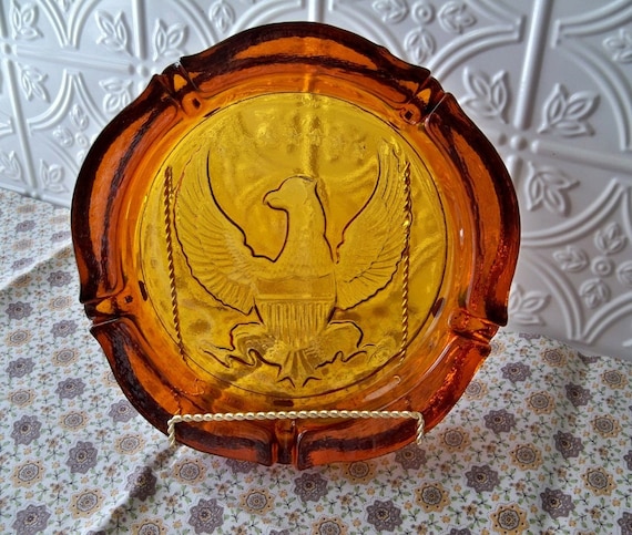 Amber Ashtray Embossed American Bald Eagle Vintage by MrsRekamepip