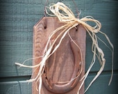 Horse Shoe Lucky Worn - Rustic Western Home Decor, Boy's Room, Girl's Room, Game Room, Man Cave Decor - Reclaimed Wood Plaque