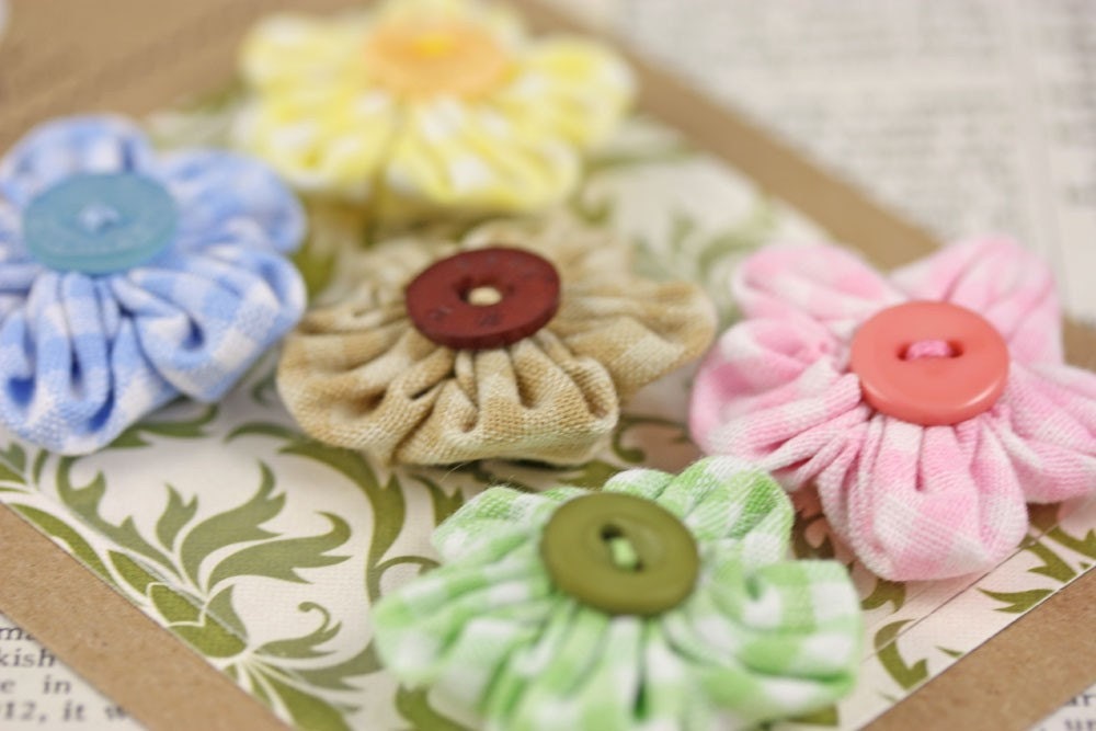 Handmade Fabric Flower YoYos - Country Gingham