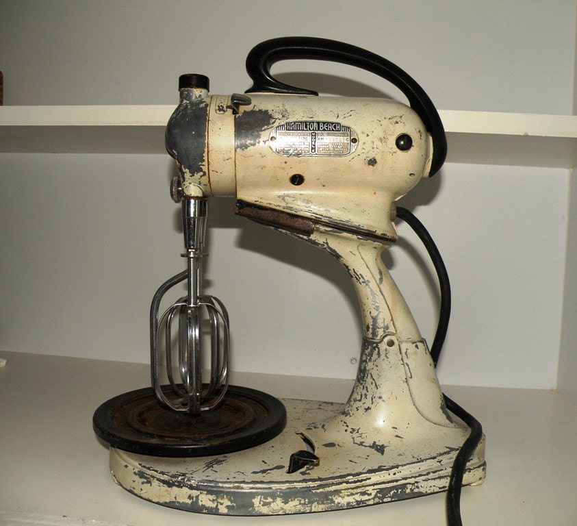 4AlexVintage Mixer Bakery decor Set Design by sitandsingvintage