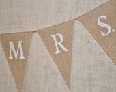 Burlap Banner  /  Mr  & Mrs   /  Sweet Love  /  Bunting  /  Sweetheart table   /  Wedding Banner / Reception Decoration / Shower