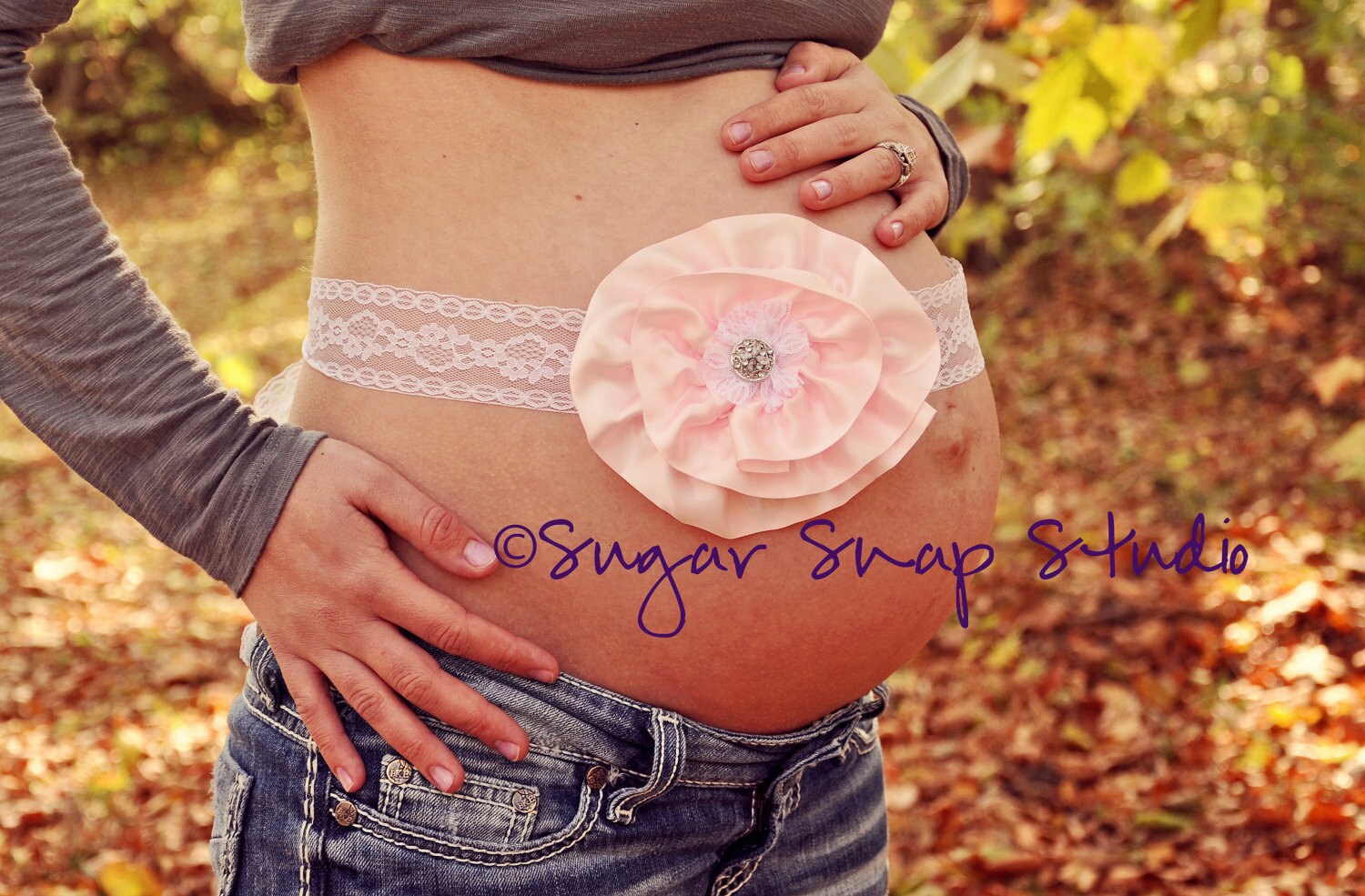 Custom Maternity Photography Prop Belly Band by BibsBurpsNThings