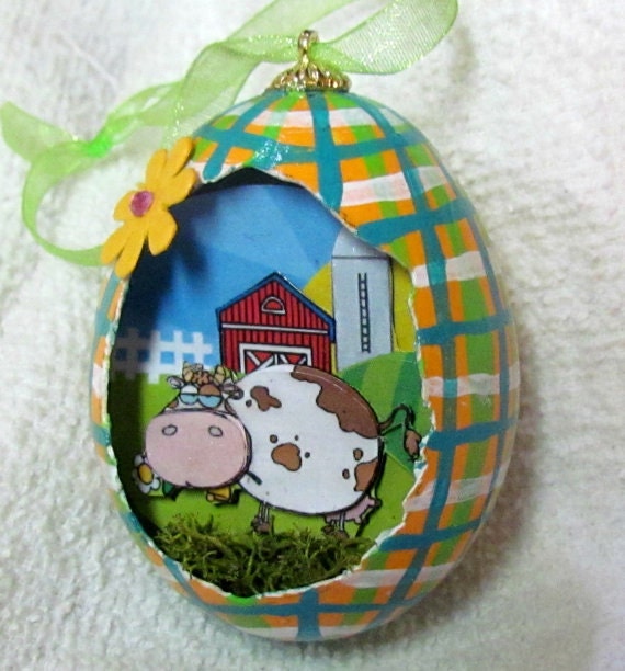 Egg, Chicken Egg, 3D, Easter, Mavis the Cow Eggcettera- Real chicken egg with cute 3D scene inside