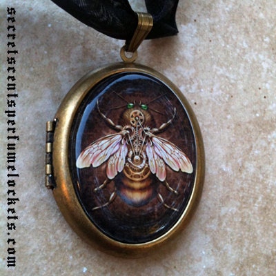 Perfume Locket Pendant  - Victorian Steampunk 'Steam Bee'