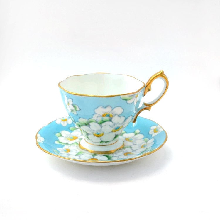 Tea cup and saucer England Royal Albert bone china