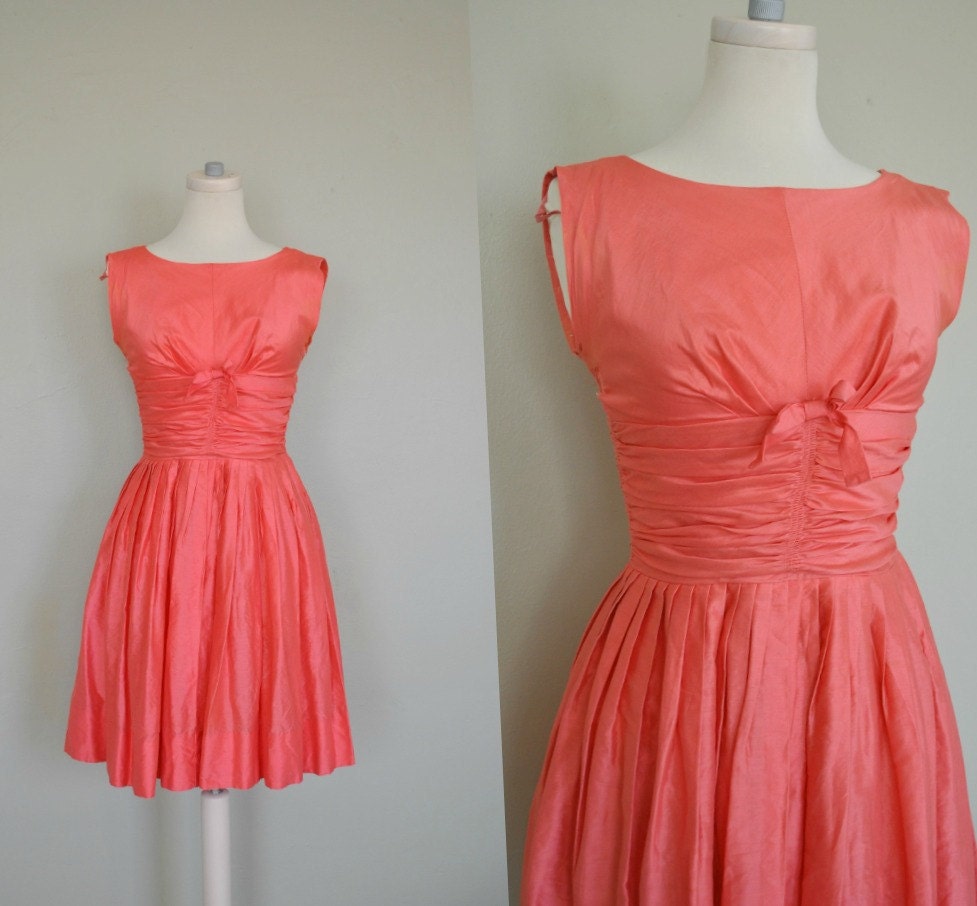Pretty Pink 1950s Dress / Pink Valentines Dress / Small Coral 1950s Dress