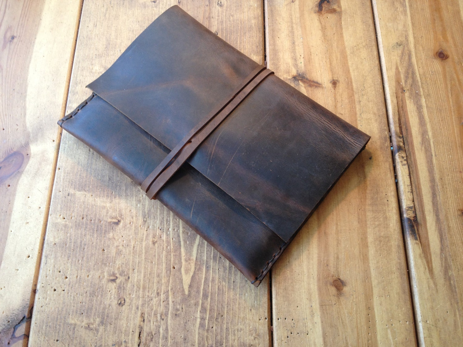 Sale Ipad leather case by Aixa on Etsy