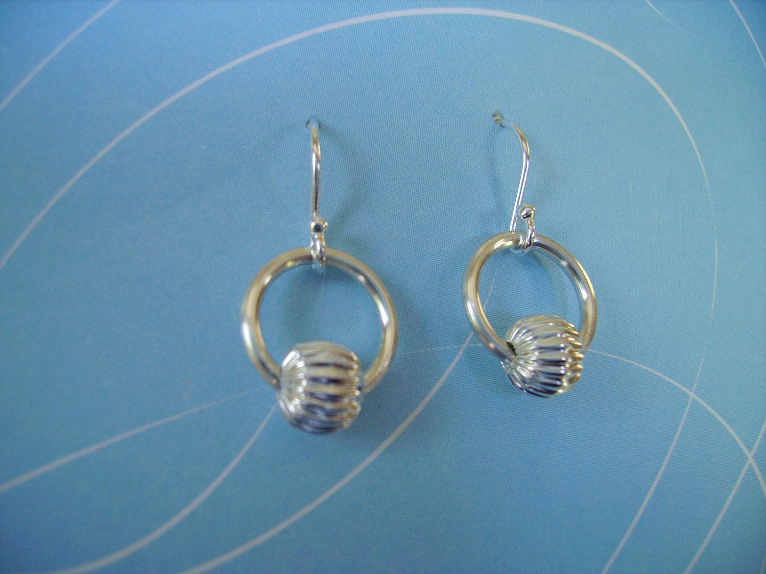Simple with a Little Sweetness Earrings