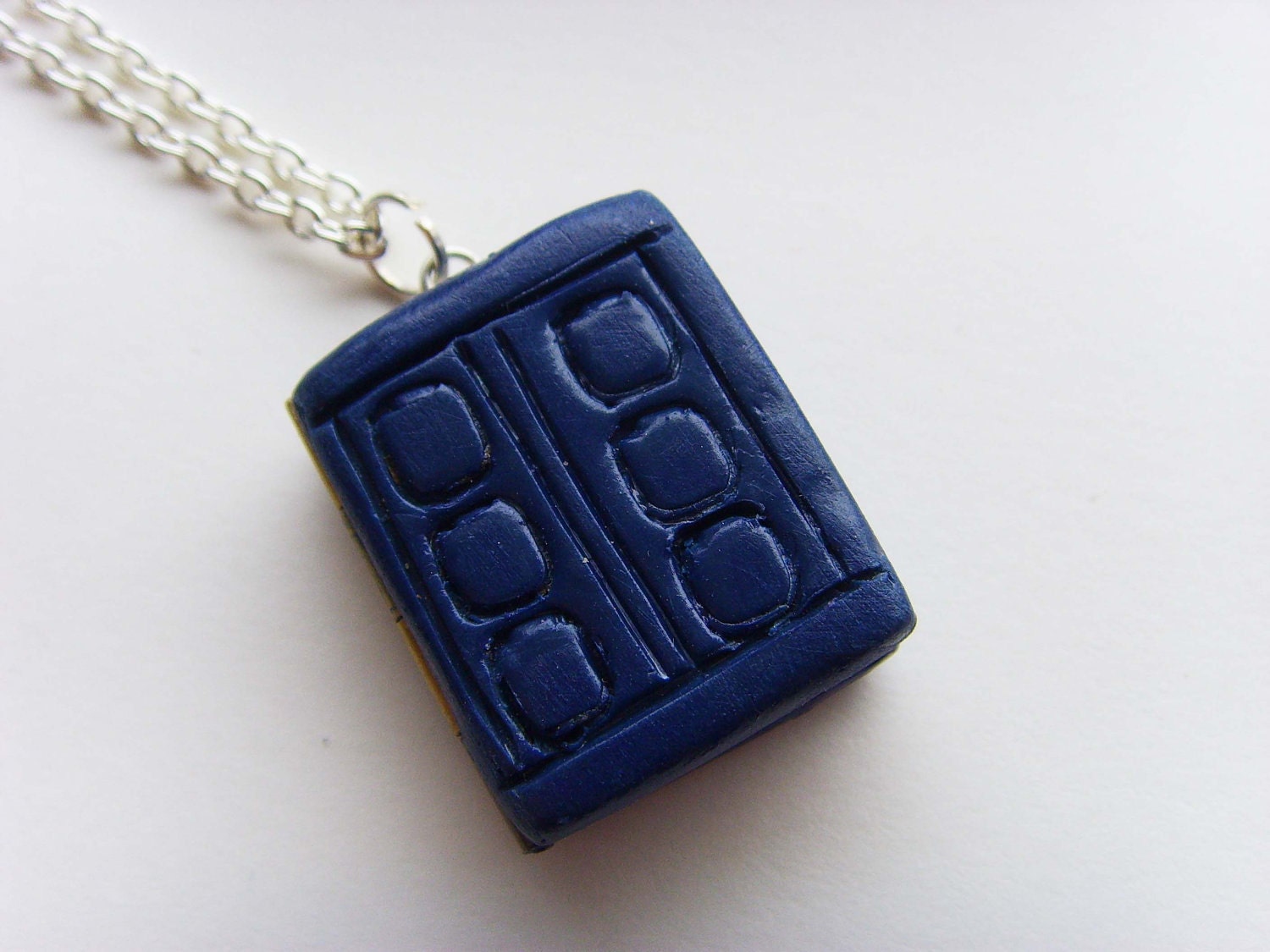 River Song's Diary Locket Necklace - Sweetie - Doctor Who - Silver Chain