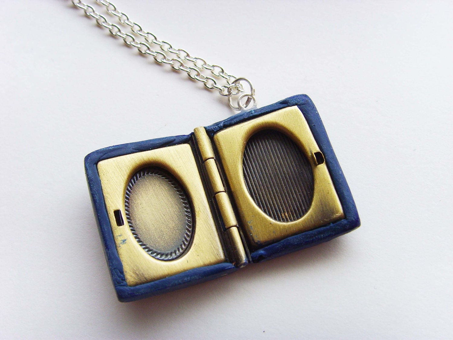 River Song's Diary Locket Necklace - Sweetie - Doctor Who - Silver Chain