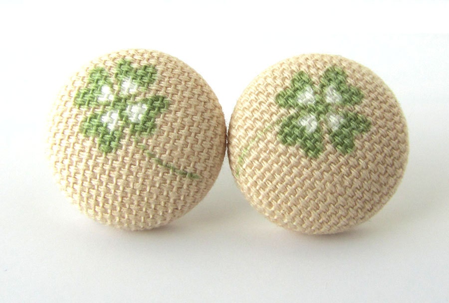Stud earrings shamrock clover luck happiness green beige ivory