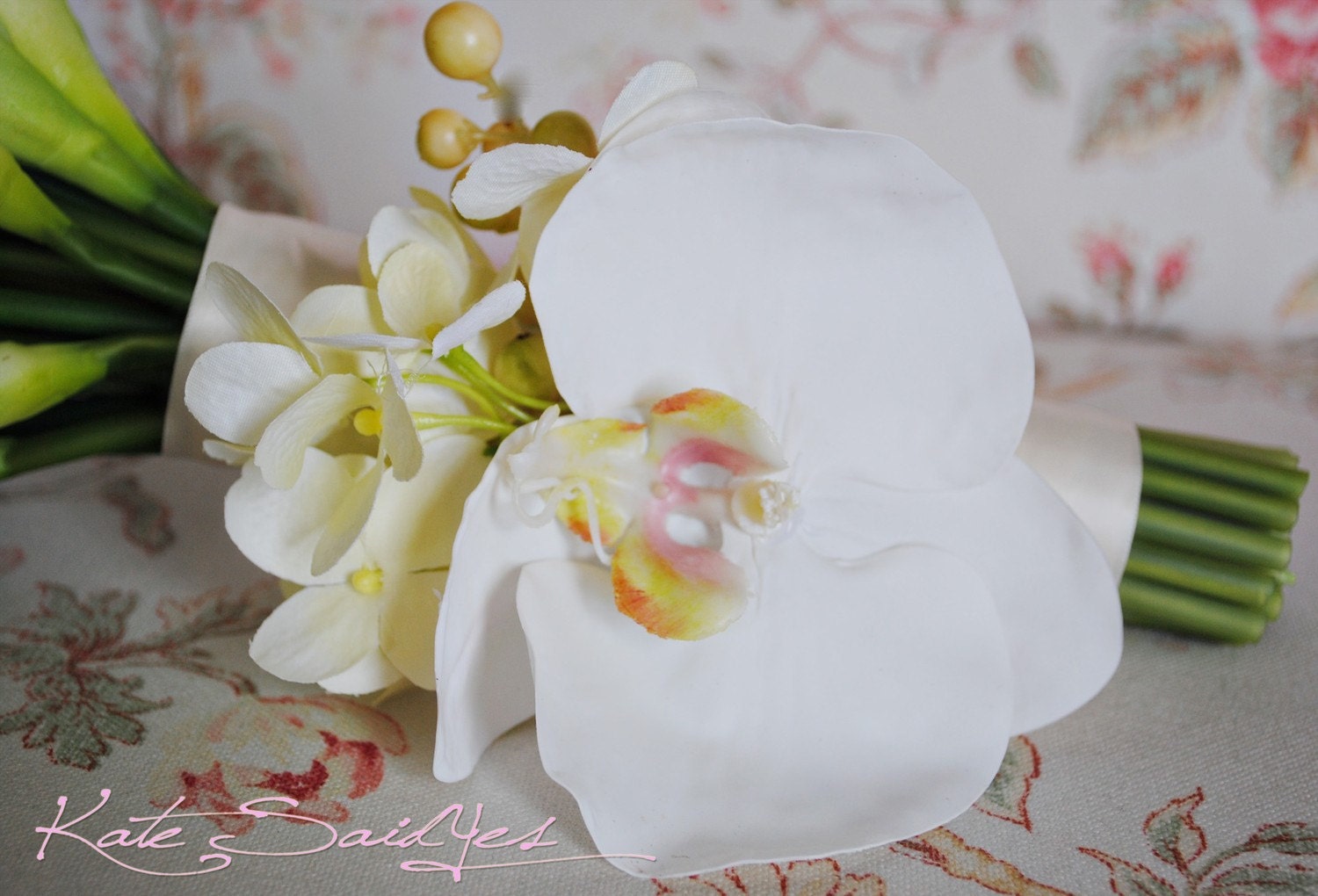 Ivory Orchid and Hydrangea Corsage