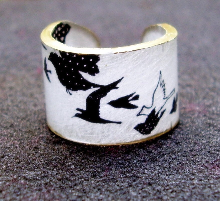 Escape Ring - Choose Your Size