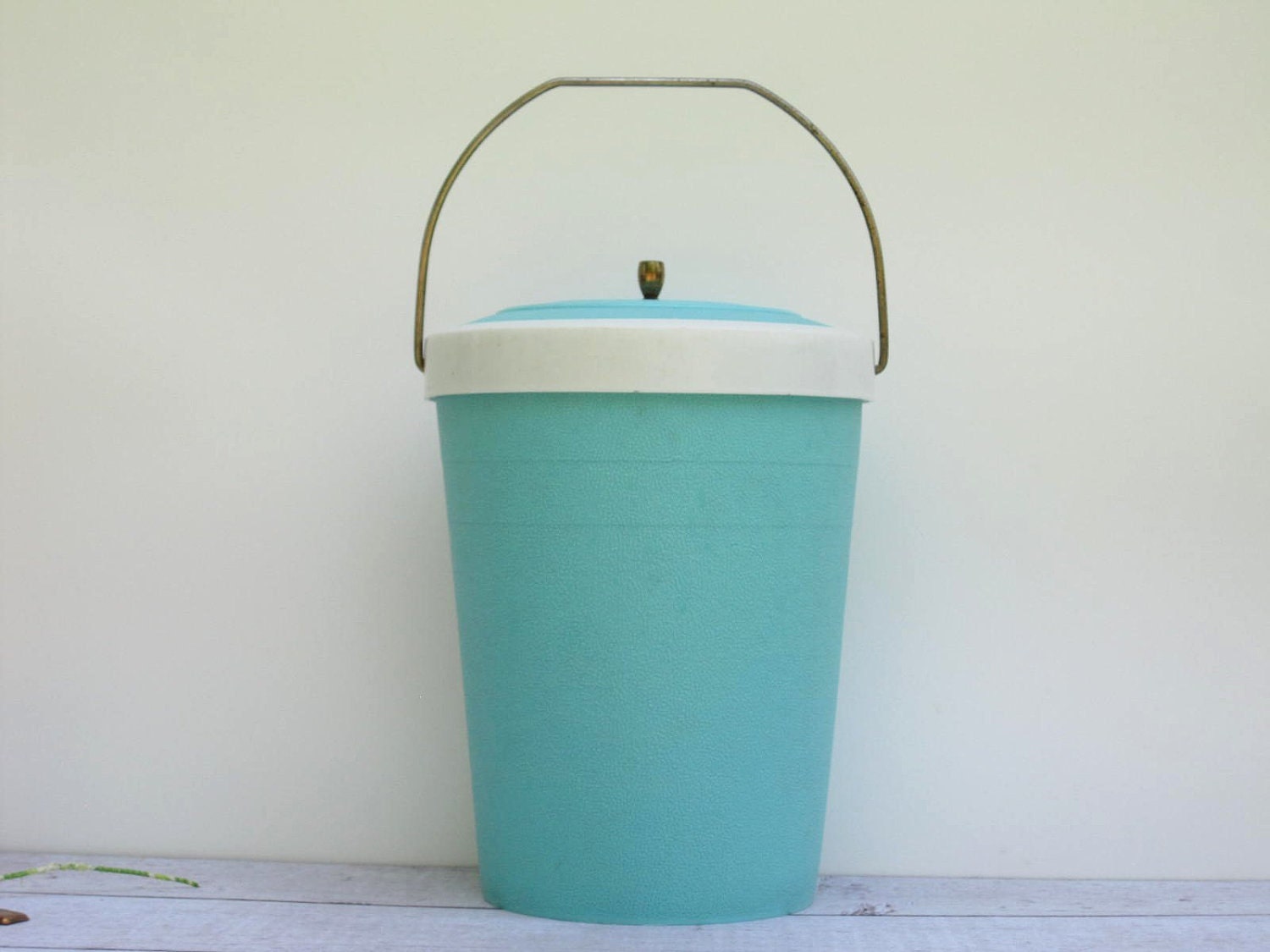 Retro Turquoise Blue Ice Bucket Cooler - Mid Century Plastic Beverage Pail for Summer