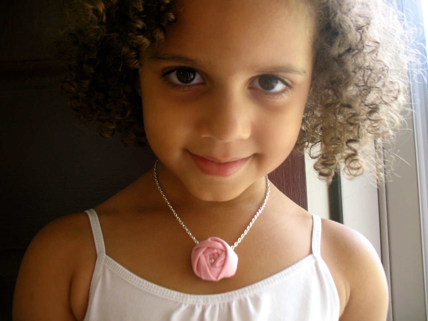 Flower girls necklace fabric flower