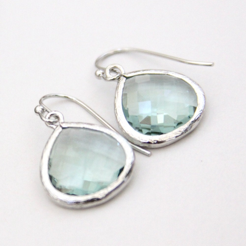 Gemma. Erinite Faceted Glass Stone Heart Pendant Earrings Silver