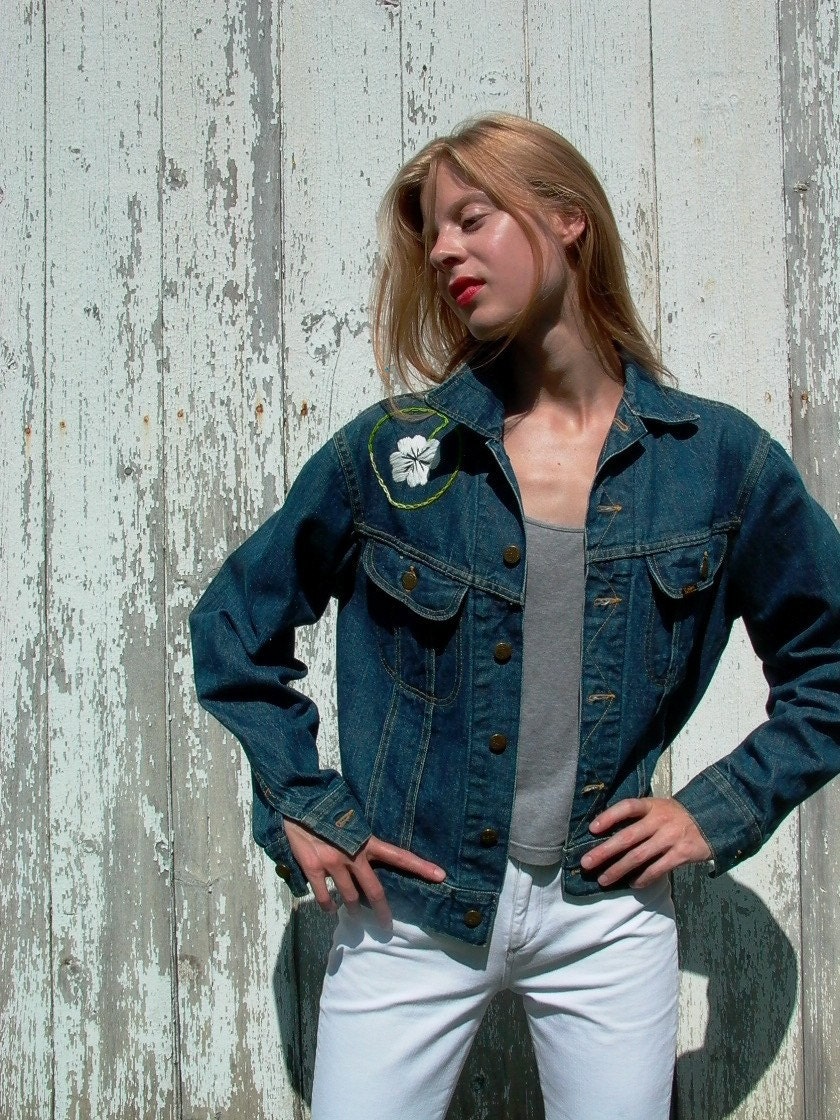 Embroidered Jean Jacket, vintage 70s, SALE sz. m