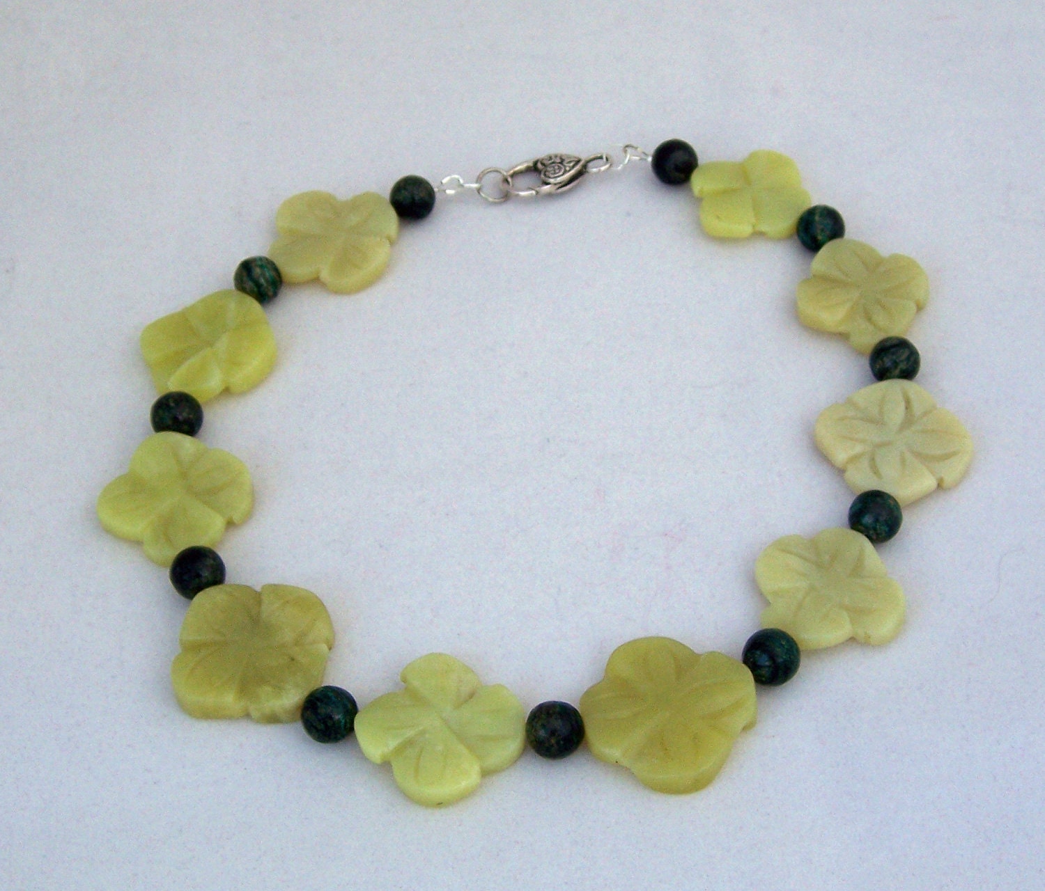 Jade and Chlorite Necklace, Flower Shaped Necklace, Olive Necklace, Green Necklace, Gemstone Neclace, Handmade Jewelry