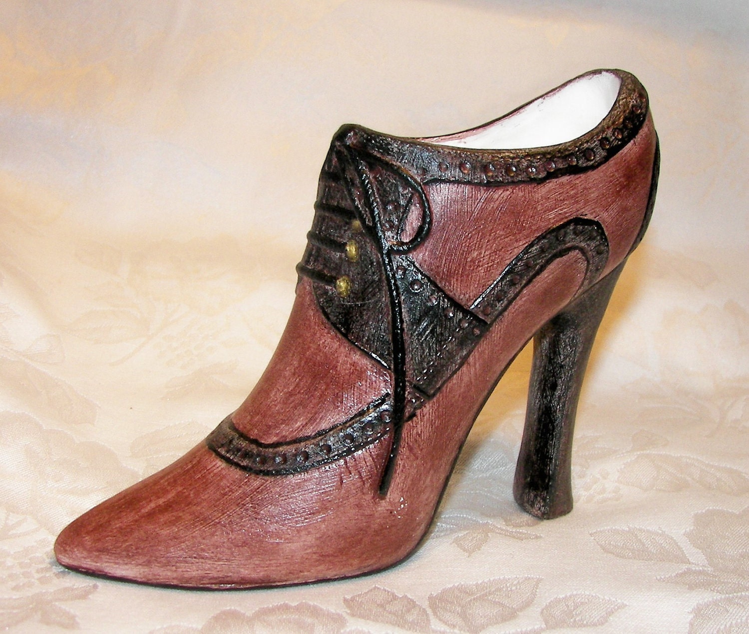 Ceramic Shoe Brown and Black Lace Up Il_170x135