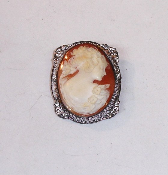Antique Victorian/Edwardian Exquisite Shell Cameo Silver Filigree Large Pin Brooch