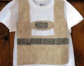 Oatmeal lederhosen T-shirt for Oktoberfest