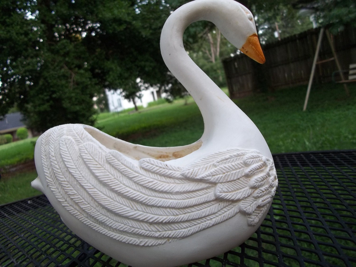 On SALE Vintage Plastic Swan Planter by ssmith7157 on Etsy