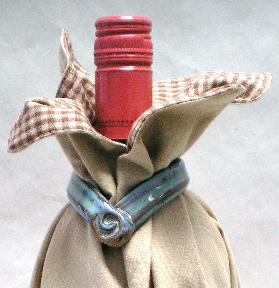 25 Wine Bottle Toppers for Wedding Party Favors EACH ONE UNIQUE