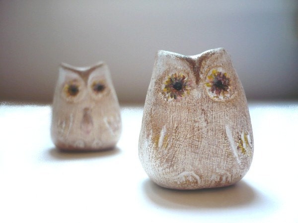 2 Beige Rustic Owls - Decoration - Home decor - Wedding - Handmade by oenopia - oenopia