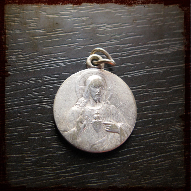 Antique French Silver Vintage Religious Medal Holy Sacred Heart Saint Sepulchre - Jewelry pendant from France