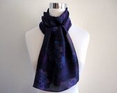 Elegant purple floral scarf with cotton and linen