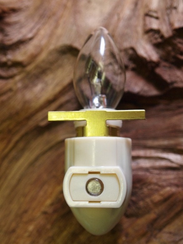 10 COMPLETE Nightlights... SENSOR or ROTATING Socket- Your Choice... All ready for your Creativity- Fused Glass - Stained Glass - Shades
