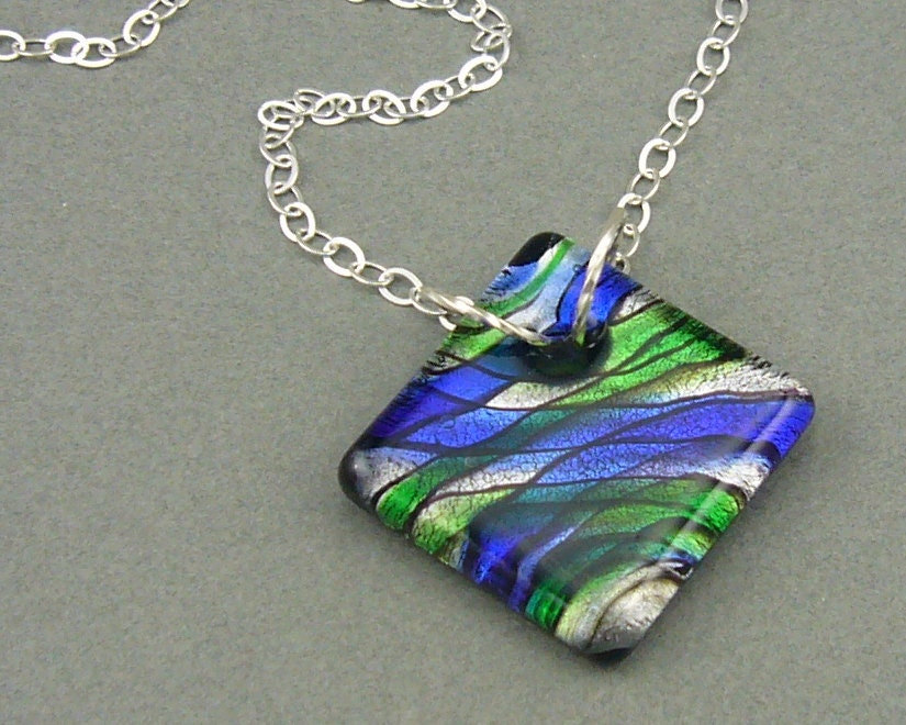 Make Waves pendant necklace