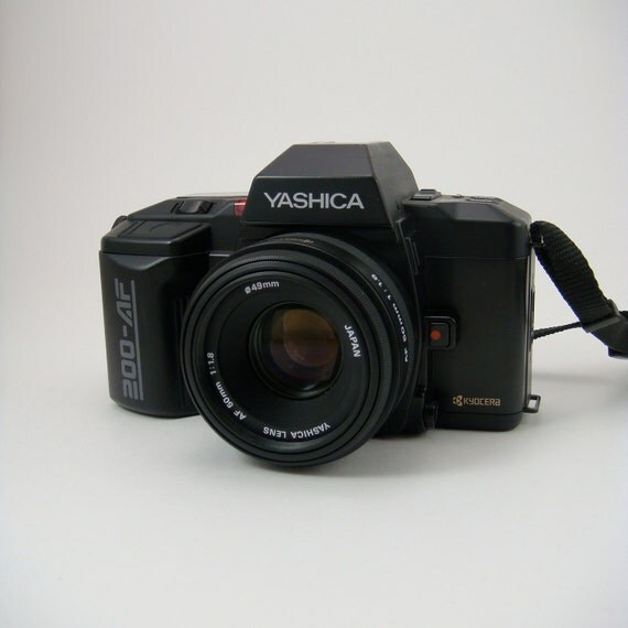 1989 Yashica 200AF 35mm SLR Camera by BoomVintage on Etsy
