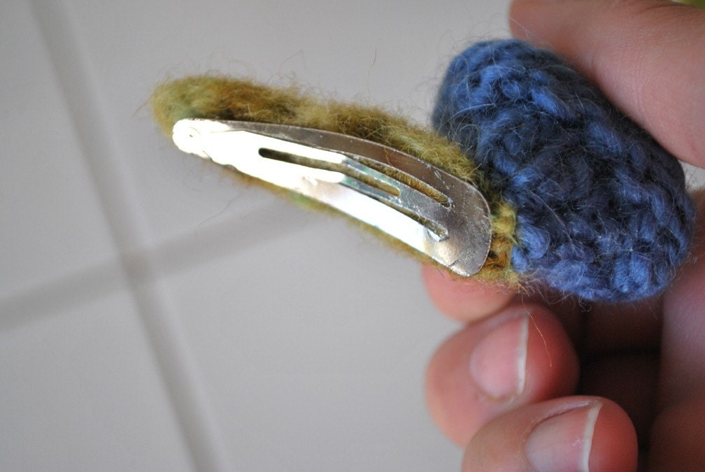 Blue felted flower rose hair clip - Small Clip