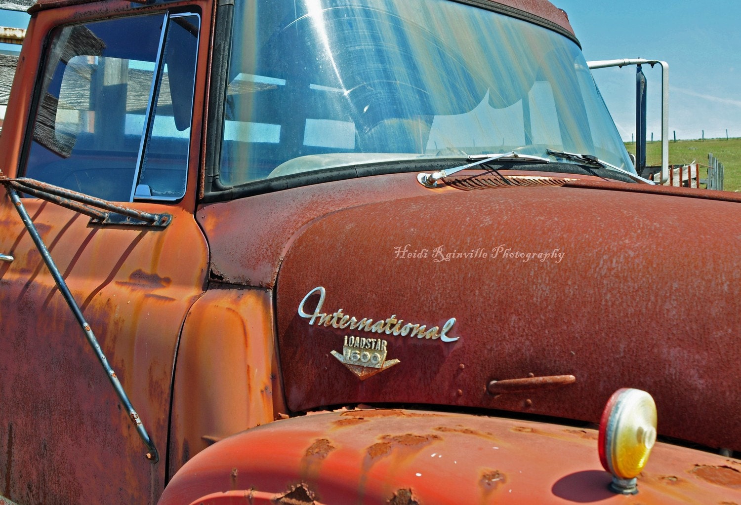 Old Rusty International Farm Truck Loadstar 1500 - 5x7 Photograph