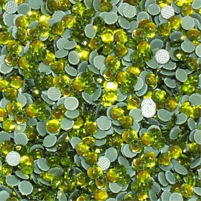144 pieces (1 gross) of 2mm/6ss PERIDOT (Lime) GREEN hot fix rhinestones DIY