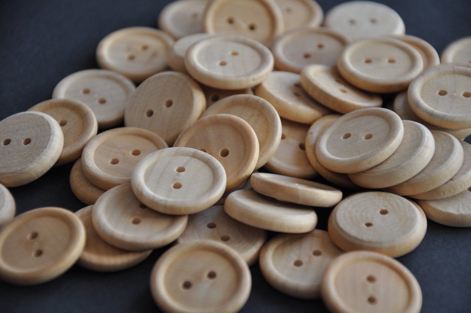 100 Round Wood Buttons