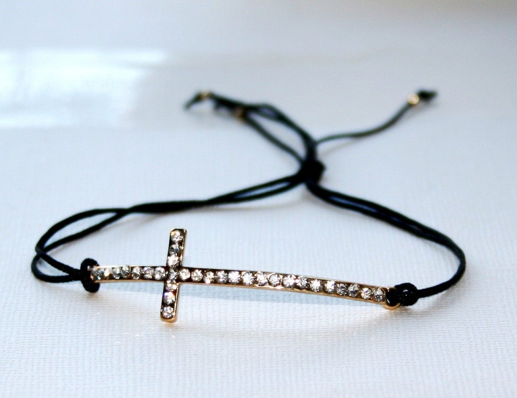 Curved Crystal Cross - Black Pull Bracelet