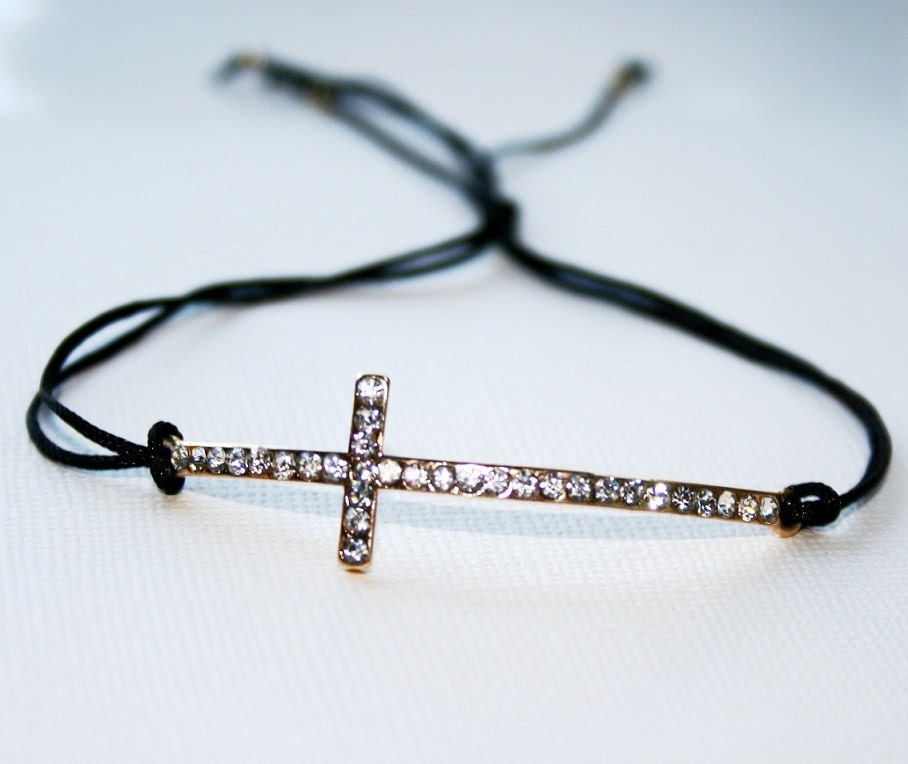 Curved Crystal Cross - Black Pull Bracelet