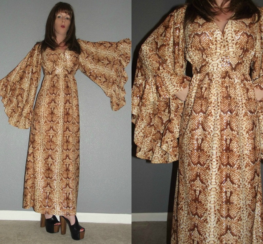 SM Vintage 70s Brown Creme Snakeskin ANGEL Bell Sleeve Ruffle Boho Hippie Hostess Goddess Maxi Dress