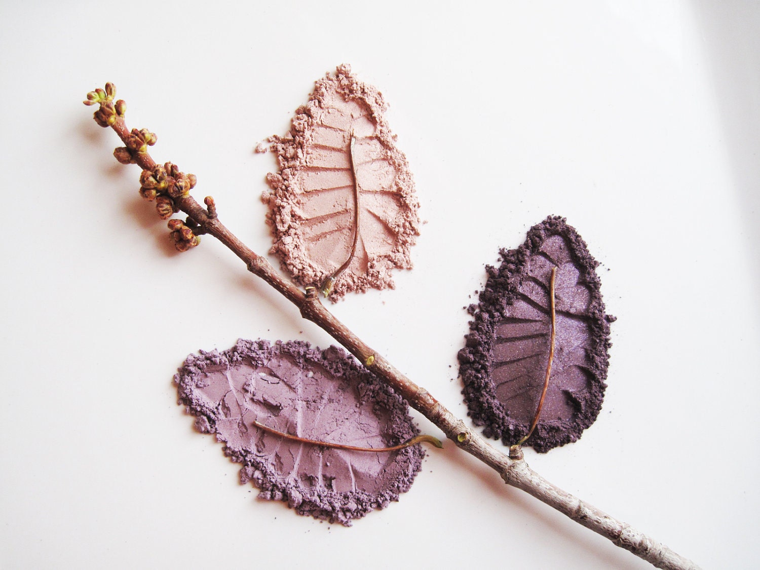 Perfect Plum Kit - Set of 3 Pure and Natural Eye Shadows