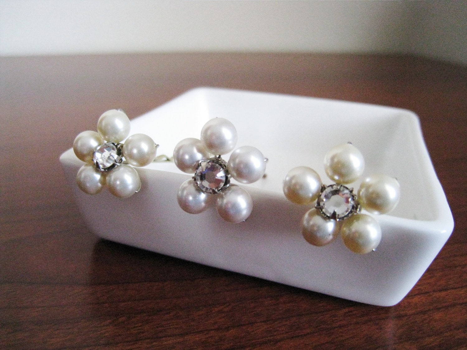 Swarovski Pearl and Rhinestone Flower Bridal Bobby Pins - SET OF 4 - Made to Order - AVALON